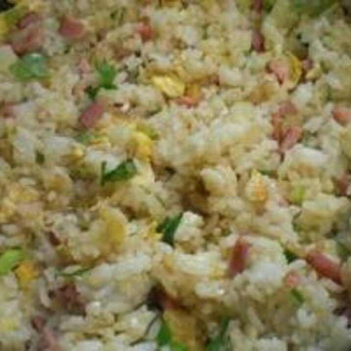 お弁当用に作った 「ベーコンと卵の簡単チャーハン」